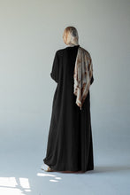 Load image into Gallery viewer, Long pleated buttoned dress