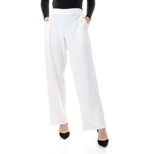 Load image into Gallery viewer, Crepe Offwhite pants